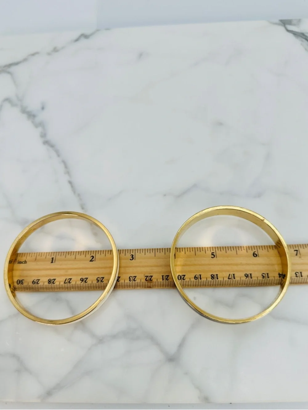 KATE SPADE Gold Tone Bangle Bracelet Set with Black and Cream Enamel 7 3/4” 8” - Picture 9 of 10